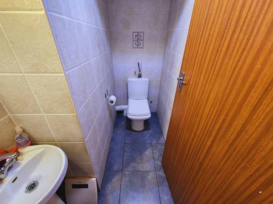 3 Bedroom Property for Sale in Potchefstroom North West